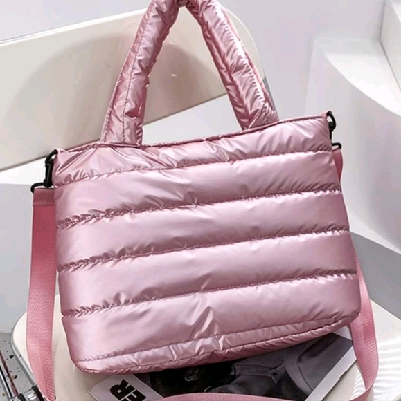 Puffer pink shimmer medium tote - Picture 2 of 3
